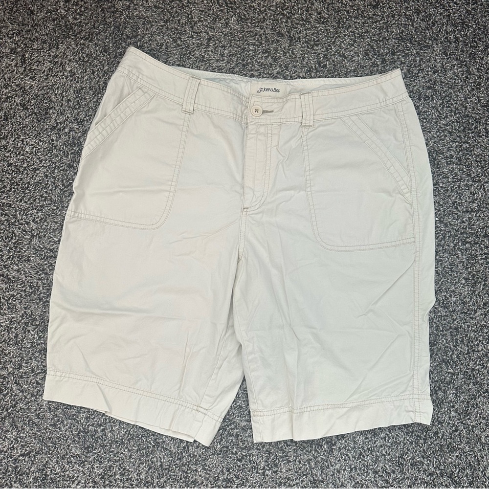Size 14 vintage St. John’s Bay cargo boy shorts